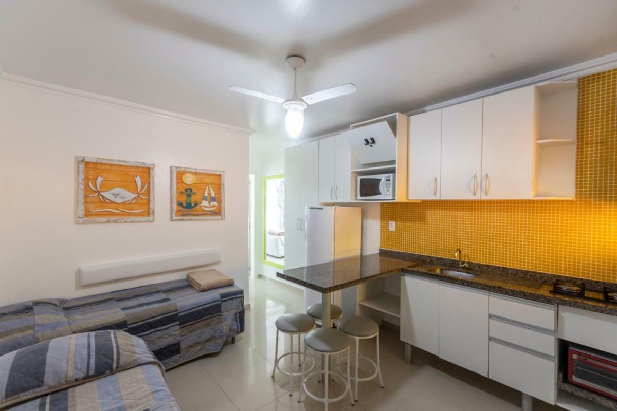 Bombinhas Tourist Apart מראה חיצוני תמונה