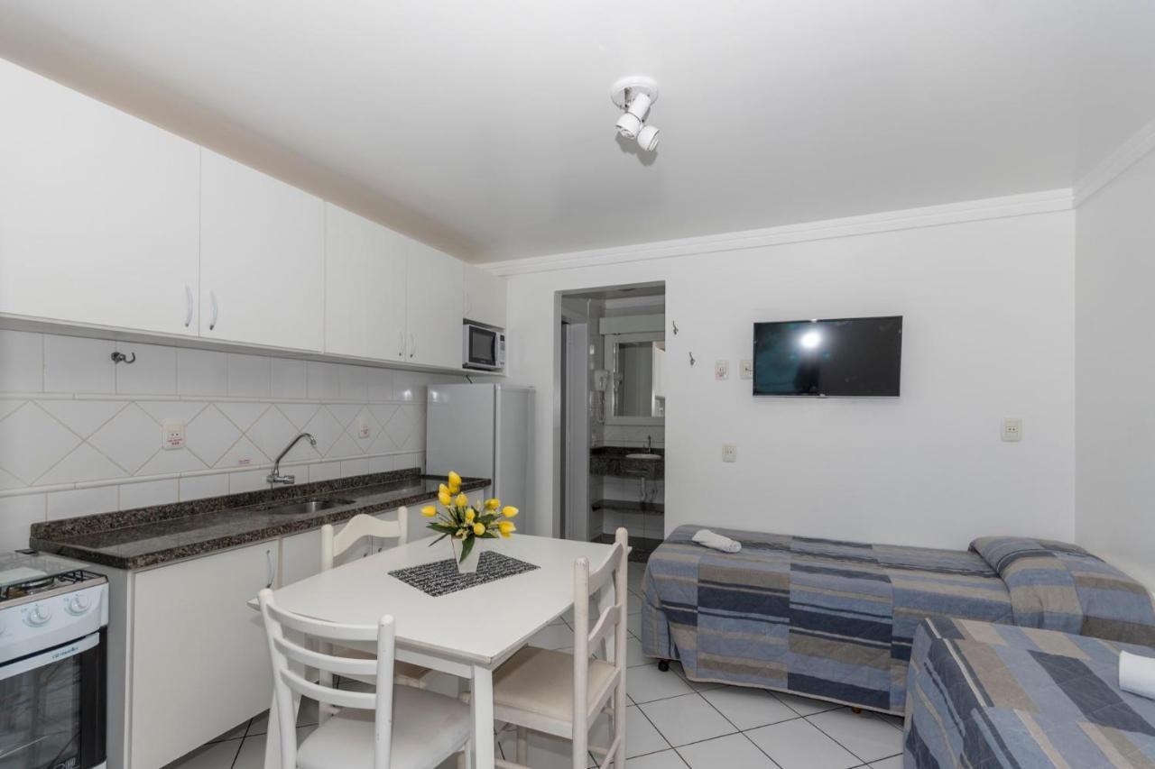 Bombinhas Tourist Apart מראה חיצוני תמונה